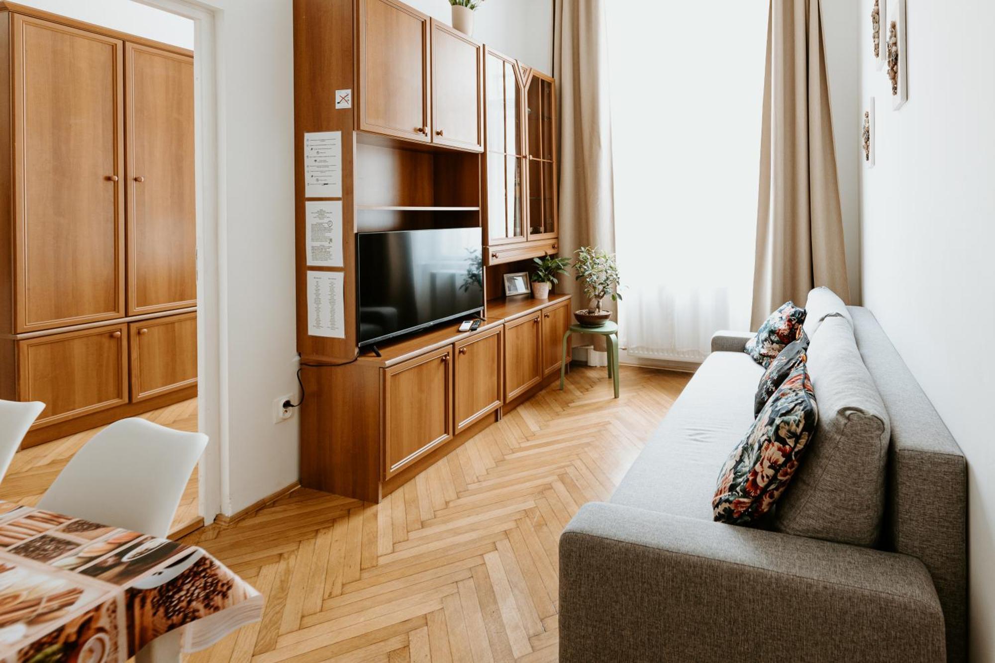 Margaret & Violet Apartments - Peaceful Stay Downtown Budapest Exterior foto